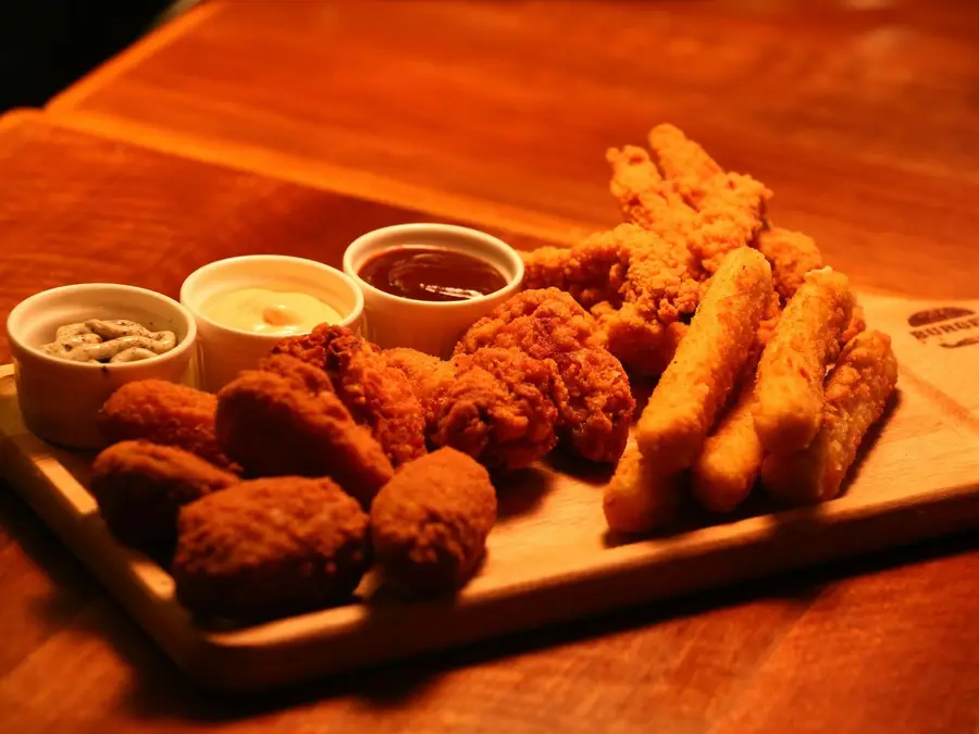 Love fried food? Try these 6 simple tips to reduce oil without losing flavour