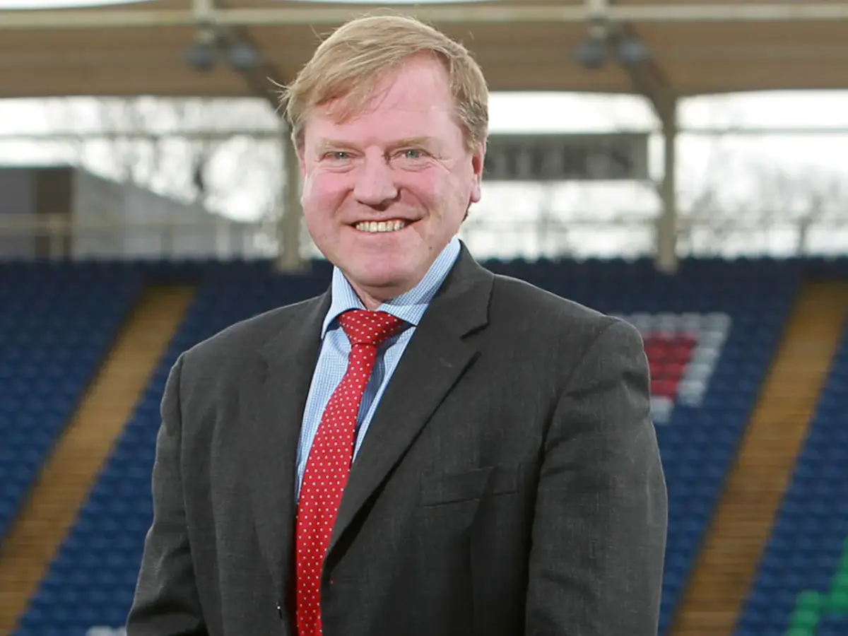 Former England cricket team boss Hugh Morris dies aged 62 Former England cricket team boss Hugh Morris dies aged 62
