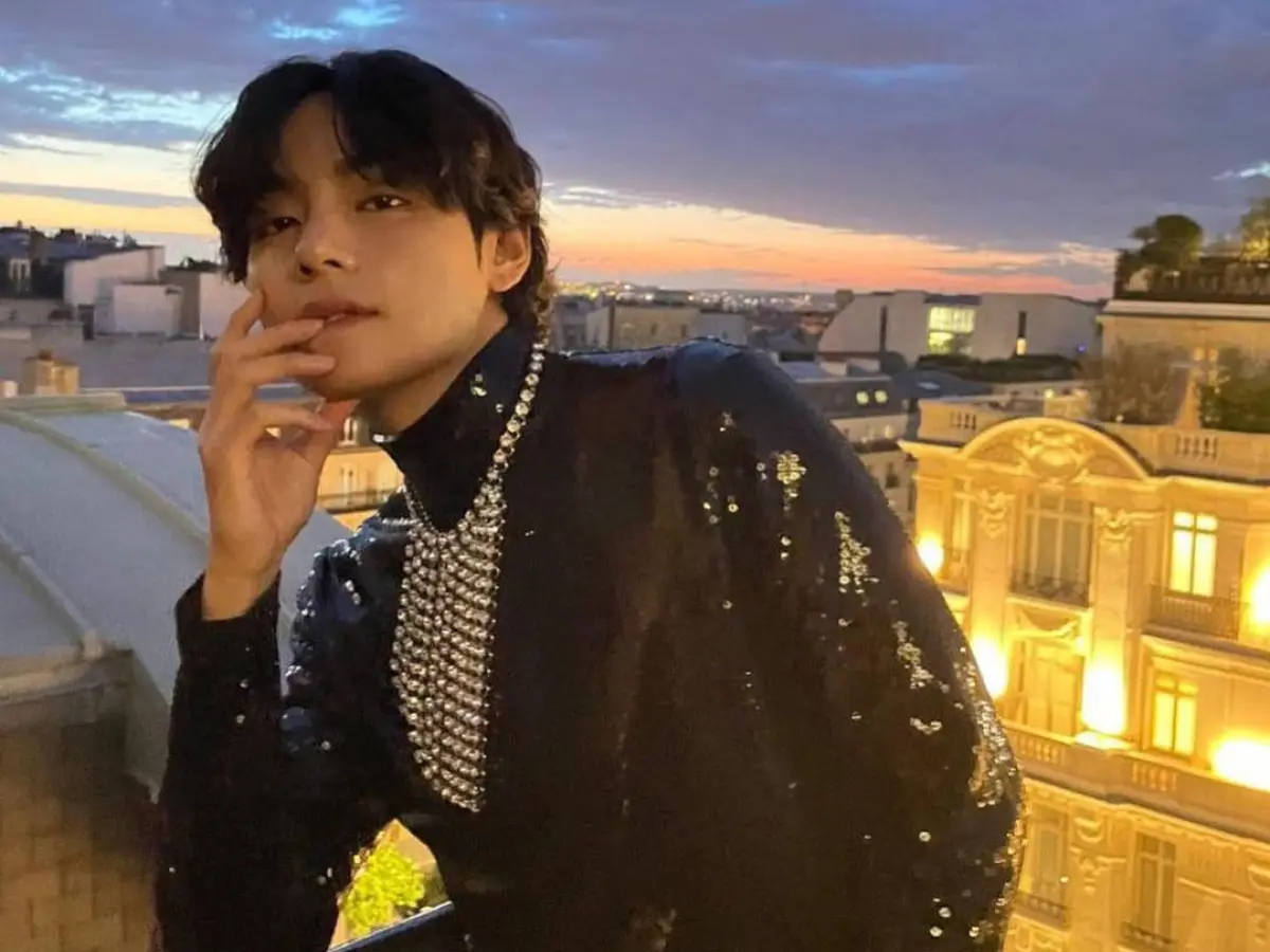 Kim Tae-hyung aka V's earnings