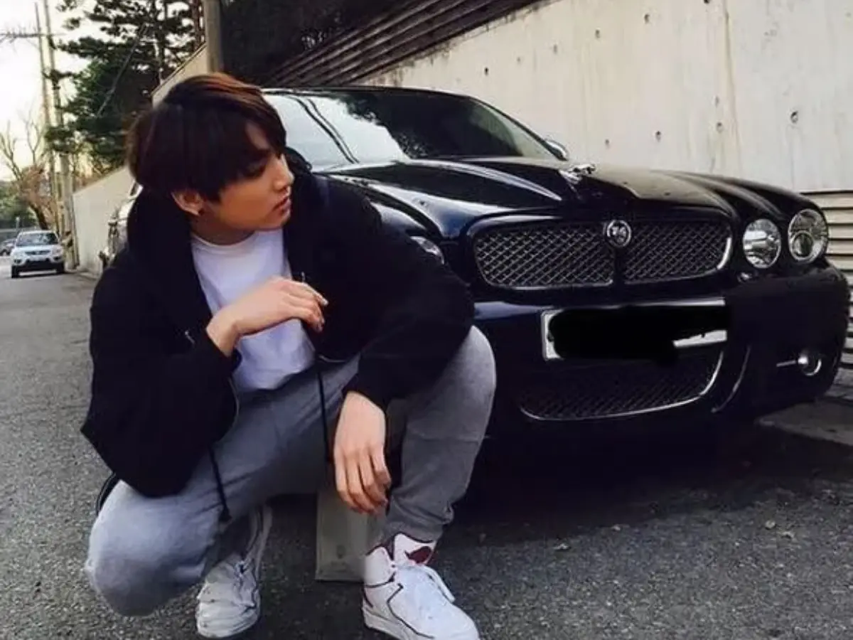 BTS V’s Car Collection