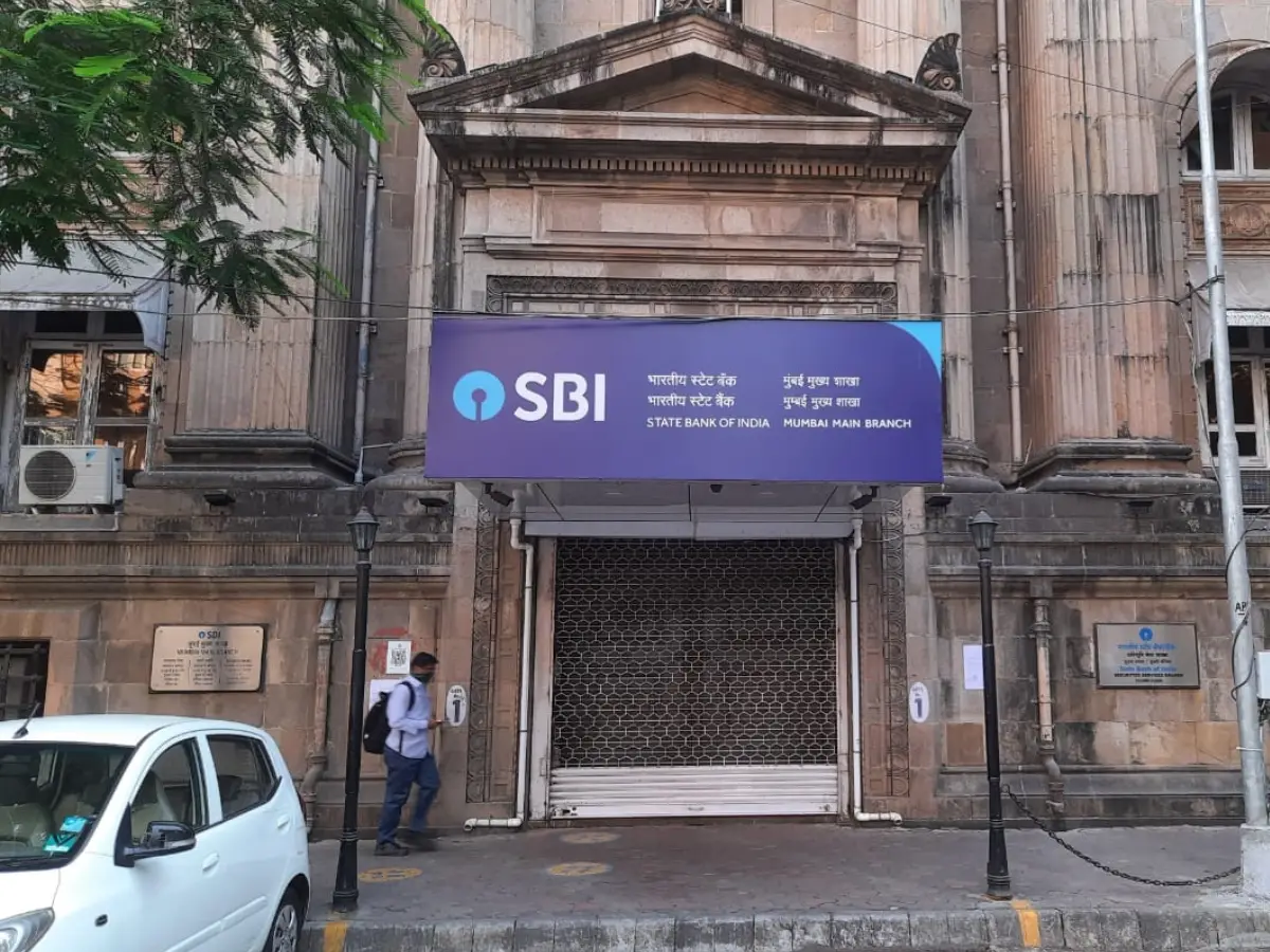 Is January 1 a bank holiday? Full List of what's open and what's closed on New Year 2026 in US and India Is January 1 a bank holiday? Full List of what's open and what's closed on New Year 2026 in US and India