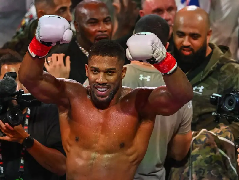 British boxer Anthony Joshua miraculously escapes fatal car crash in Nigeria with minor injuries British boxer Anthony Joshua miraculously escapes fatal car crash in Nigeria with minor injuries