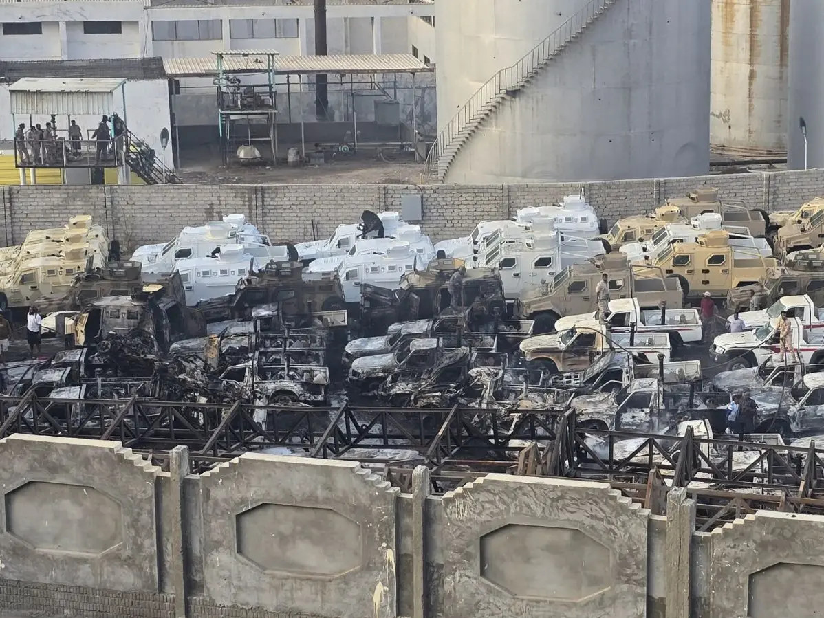 ‘Will not hesitate to neutralise threat’: Saudi warns UAE after striking Yemen port over arms supply ‘Will not hesitate to neutralise threat’: Saudi warns UAE after striking Yemen port over arms supply