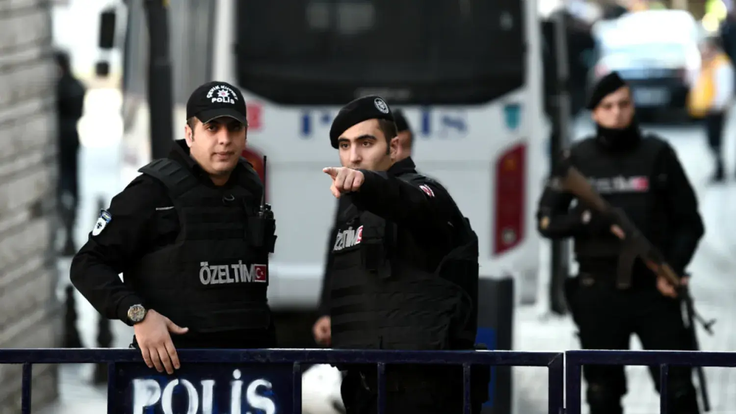 Turkish authorities arrest over 100 ISIL suspects amid surge in regional activity