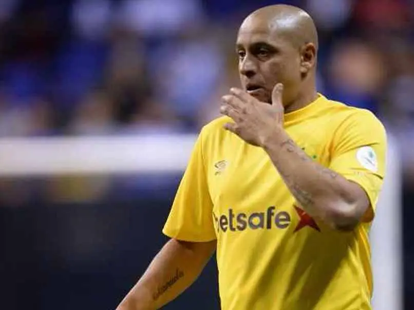 Brazil legend Roberto Carlos hospitalised after heart problem during vacation Brazil legend Roberto Carlos hospitalised after heart problem during vacation