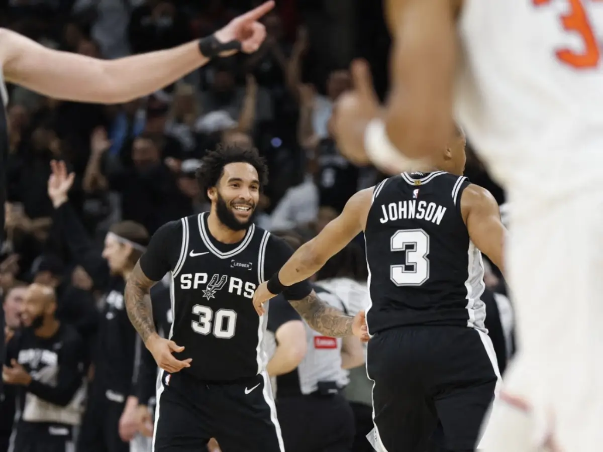 NBA: Champagnie, Wembanyama lead Spurs comeback in Knicks thriller