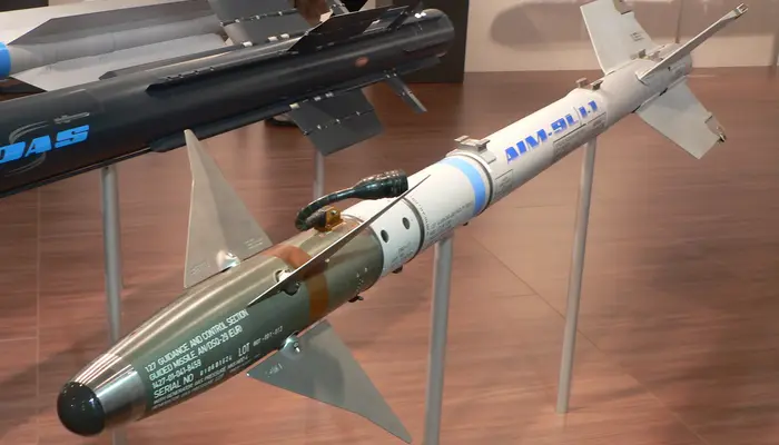 Why the AIM-9 is a legendary fighter jet missile