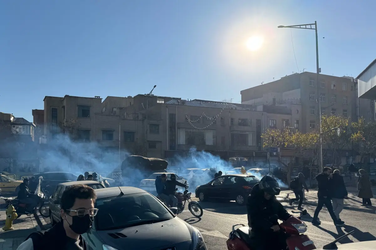 Iranian paramilitary soldier stabbed, shot dead by armed rioters during economic protests