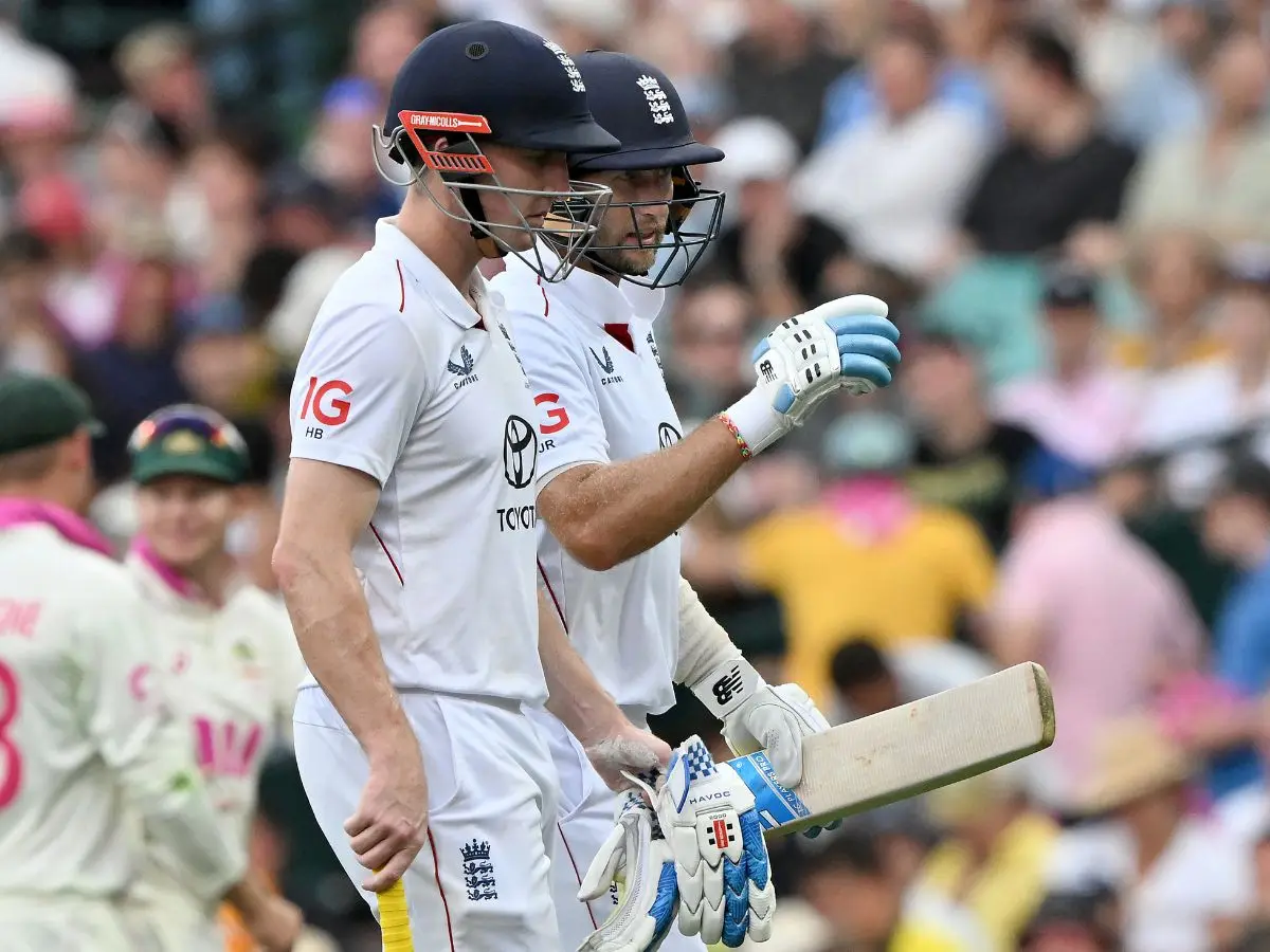 Ashes, SCG Test: Root, Brook put England ahead before bad light interrupts play on day 1