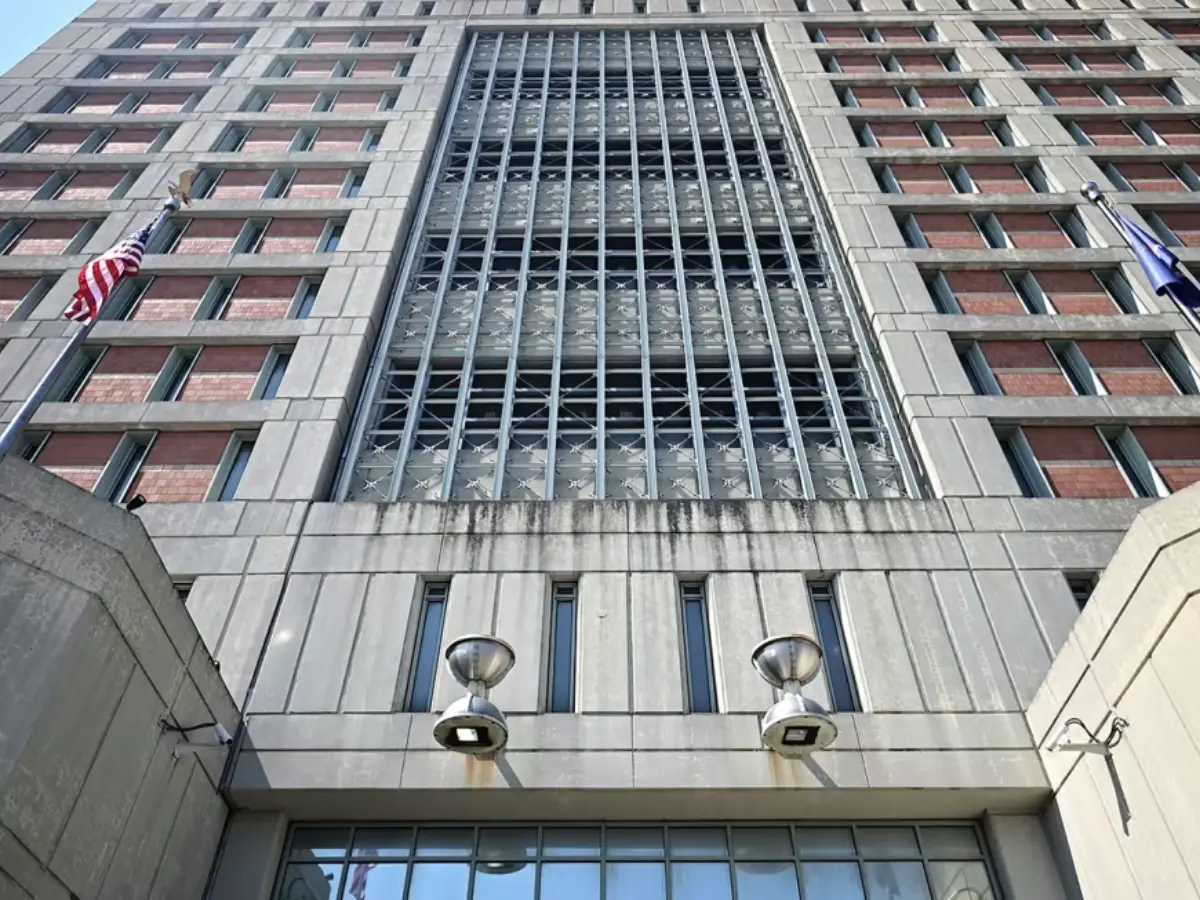 More about Metropolitan Detention Center in Brooklyn