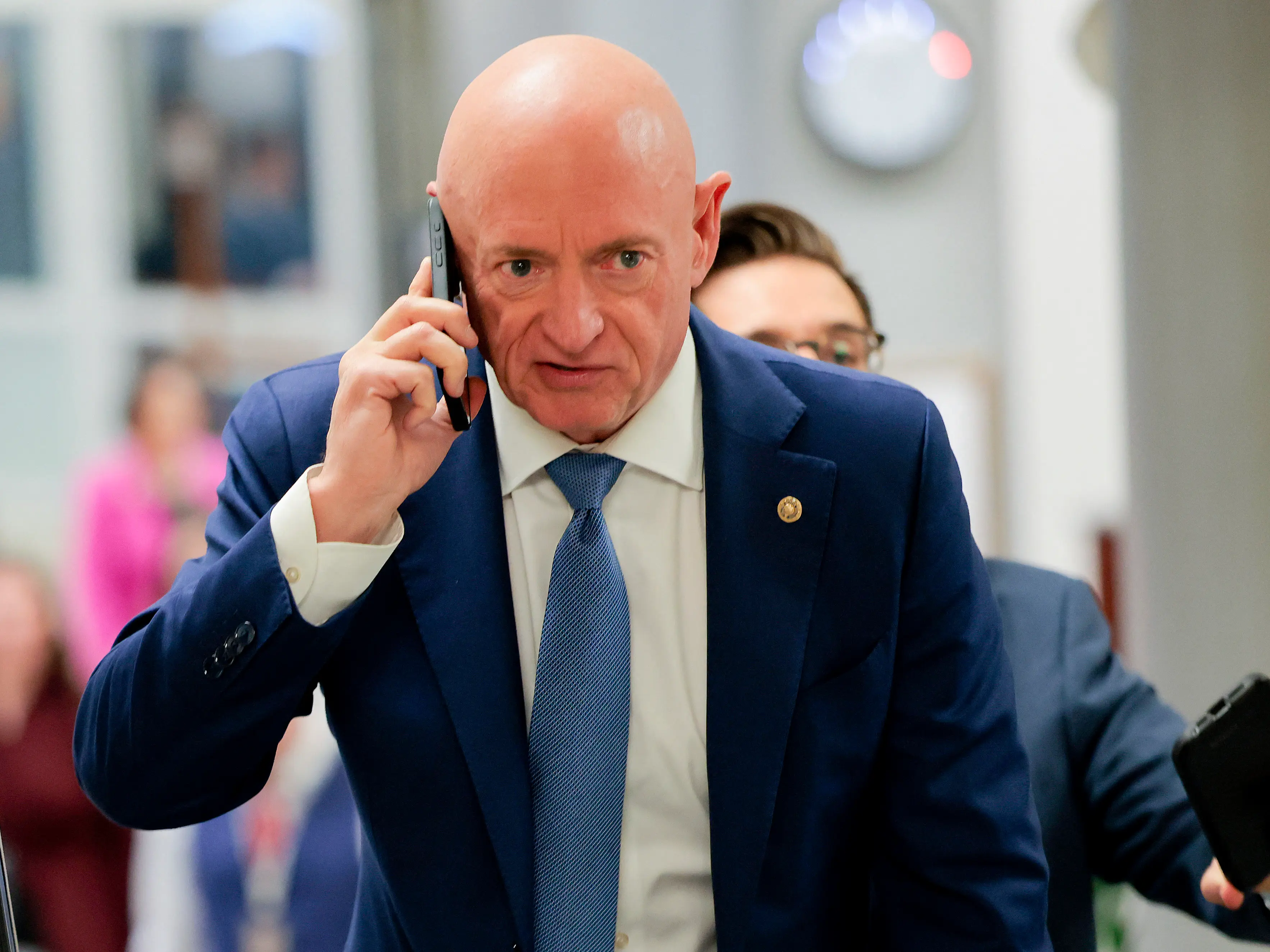 Pentagon moves to reduce Senator Mark Kelly’s military rank and pension over ‘seditious’ remarks Pentagon moves to reduce Senator Mark Kelly’s military rank and pension over ‘seditious’ remarks