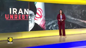 Chaos Erupts in Tehran’s Grand Bazaar as Police, Protesters Clash