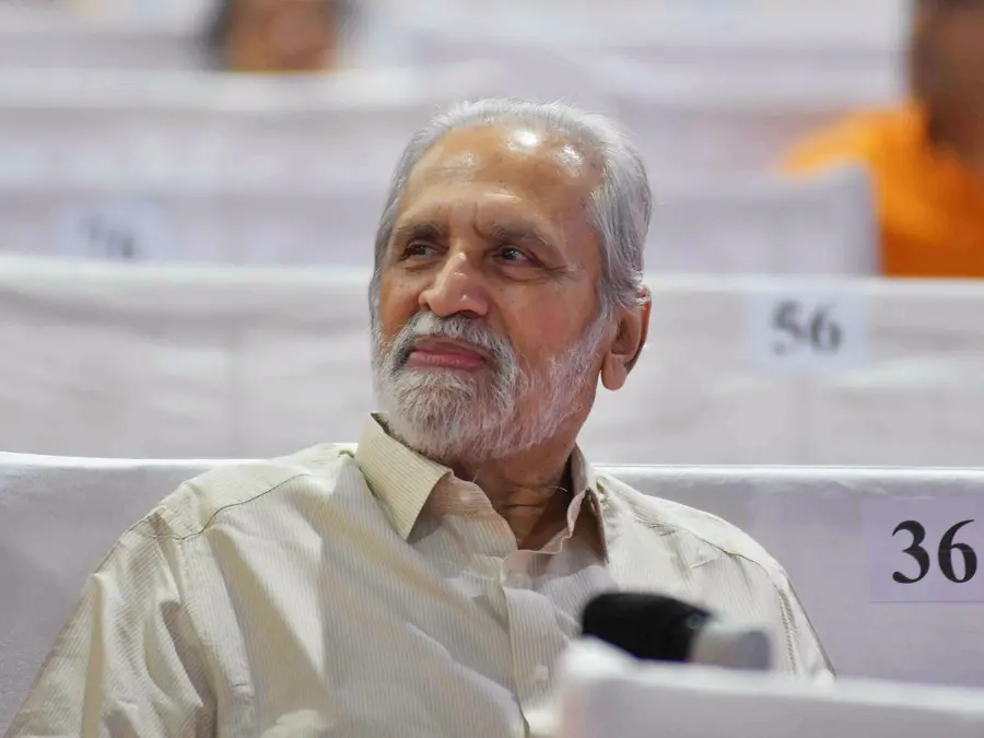 Former Union Minister, ex IOA chief Suresh Kalmadi passes away at 81