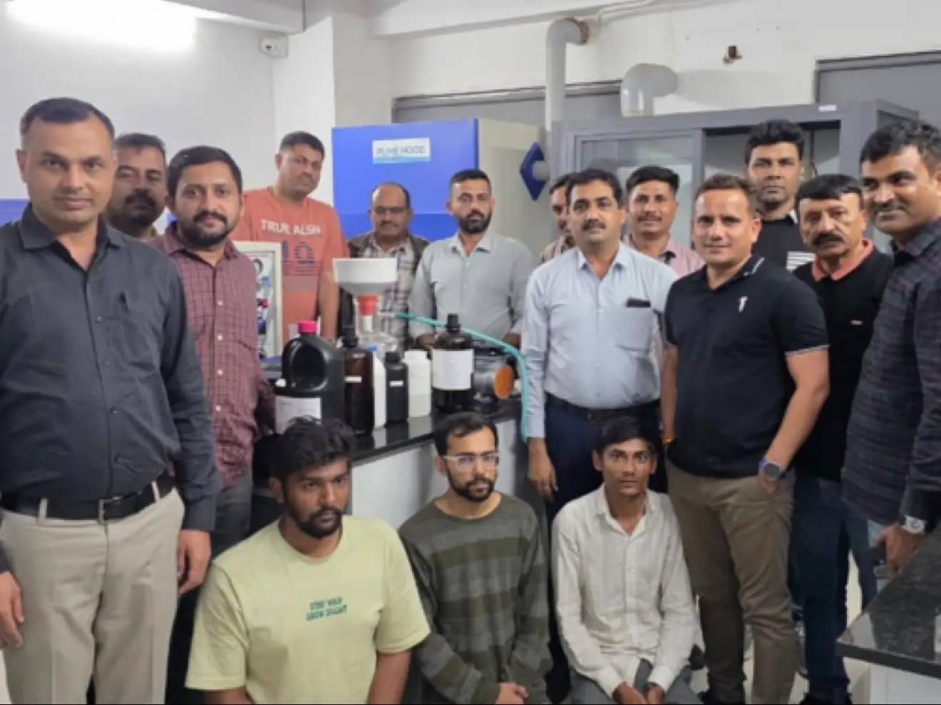 From Mall to MD: Surat cops unearth drug lab, London link surfaces From Mall to MD: Surat cops unearth drug lab, London link surfaces