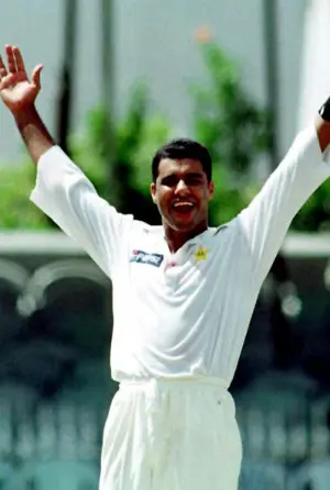 Waqar Younis (Pakistan) - 51 Test matches