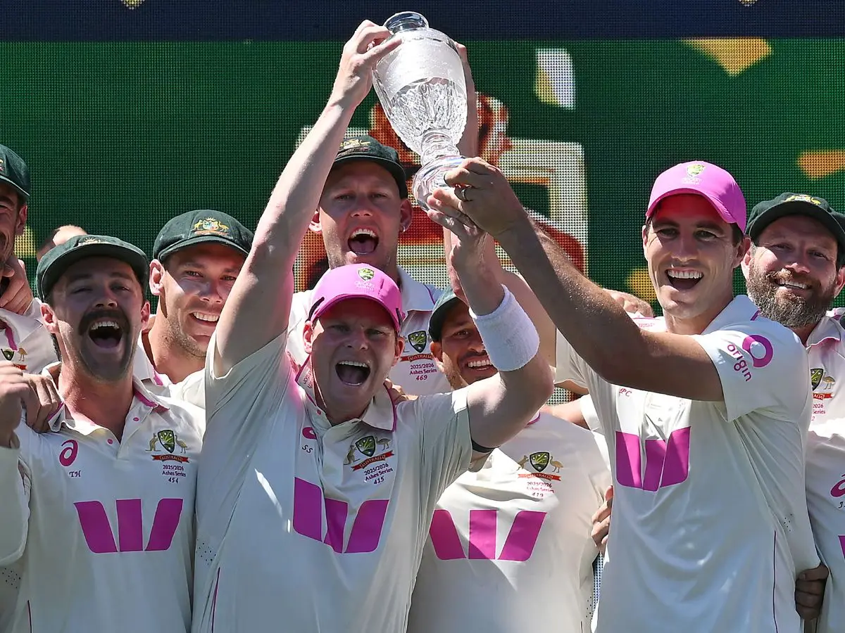 ‘Weakest’ Australian team beat ‘strongest’ English side: Internet reacts to Ashes result ‘Weakest’ Australian team beat ‘strongest’ English side: Internet reacts to Ashes result