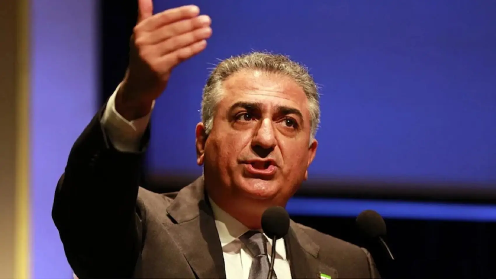 Reza Pahlavi urges Iranians to continue protests, warns Tehran may cut internet