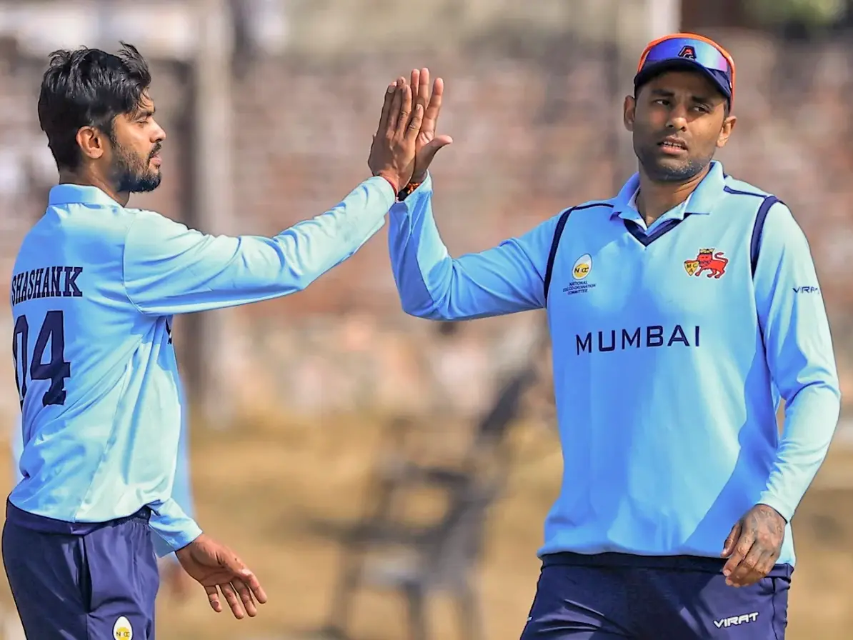 Vijay Hazare Trophy: How did they lose? Sarfaraz Khan’s historic 15-ball fifty in vain as Mumbai botch chase vs Punjab in 1 run thriller Vijay Hazare Trophy: How did they lose? Sarfaraz Khan’s historic 15-ball fifty in vain as Mumbai botch chase vs Punjab in 1 run thriller