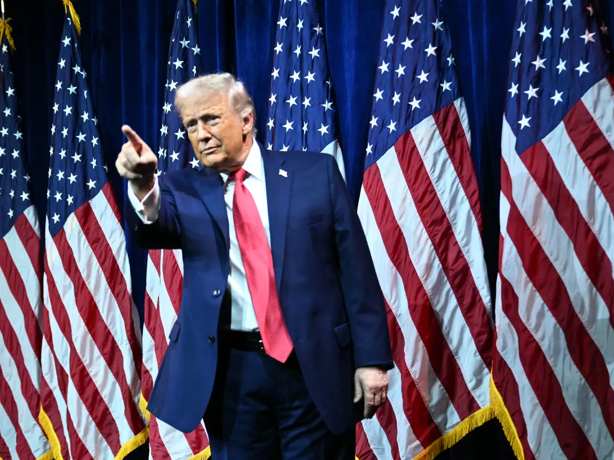 „Wir werden jetzt Landangriffe starten“: Donald Trump kündigt ...