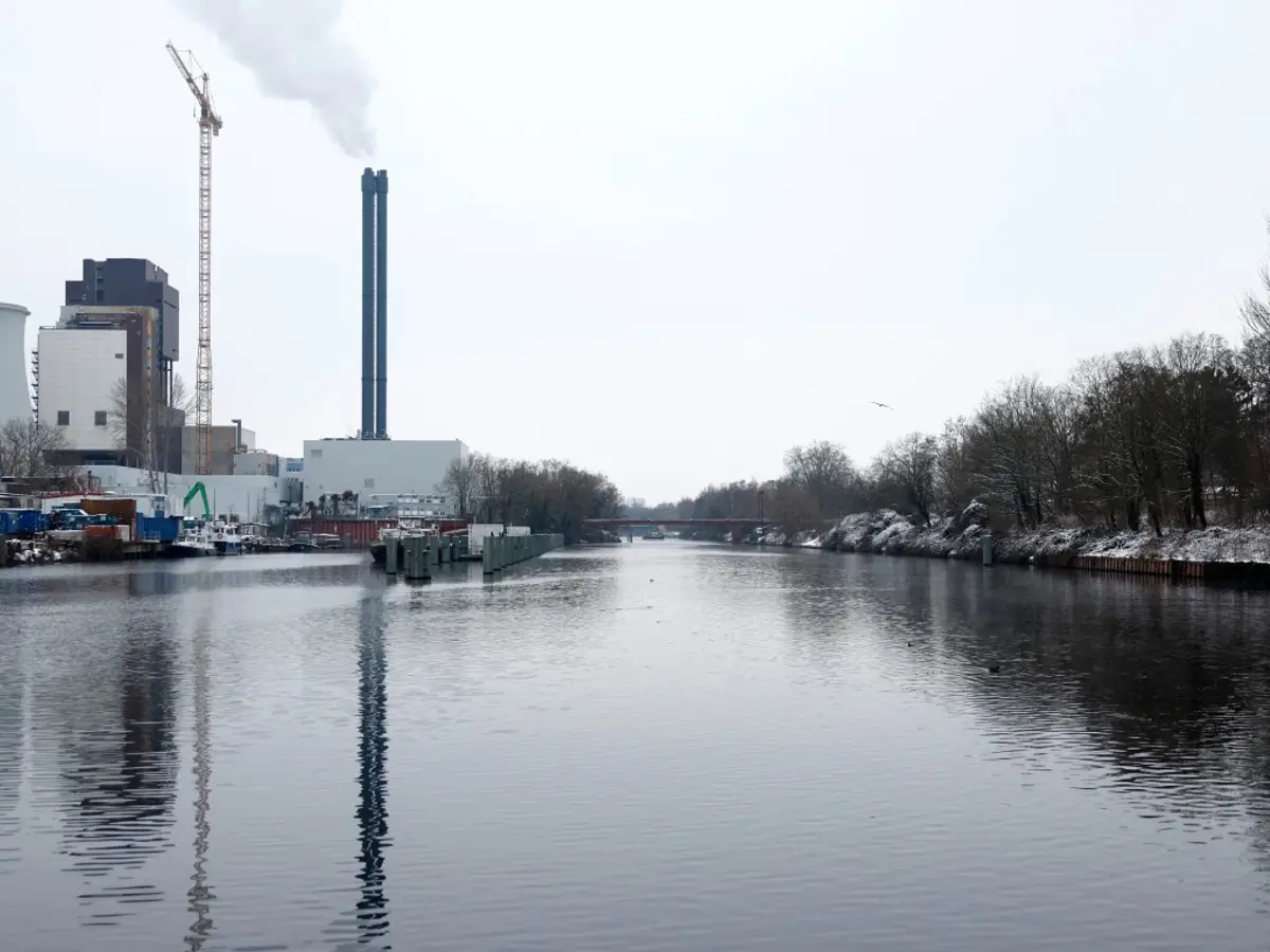 Power restored in Berlin after 5-days blackout, authorities probe links to ...