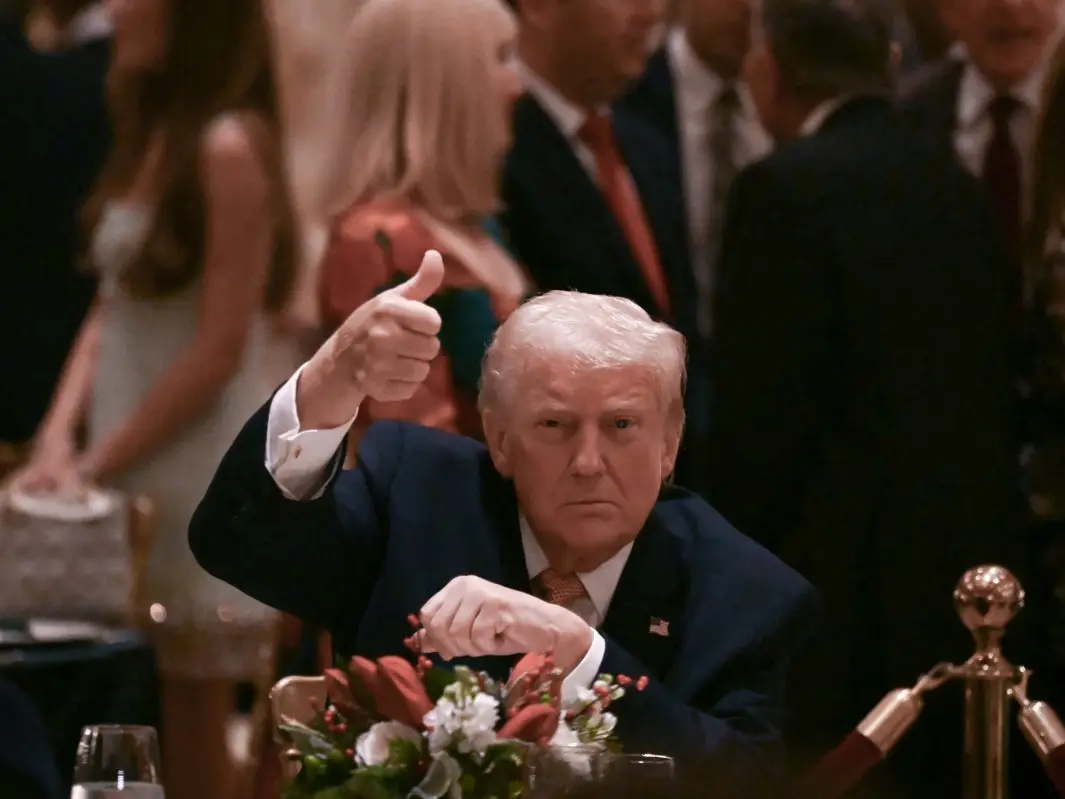 Trump says won't let Americans be 'ripped off,' offers relief from 20-30% credit card interest rates Trump says won't let Americans be 'ripped off,' offers relief from 20-30% credit card interest rates