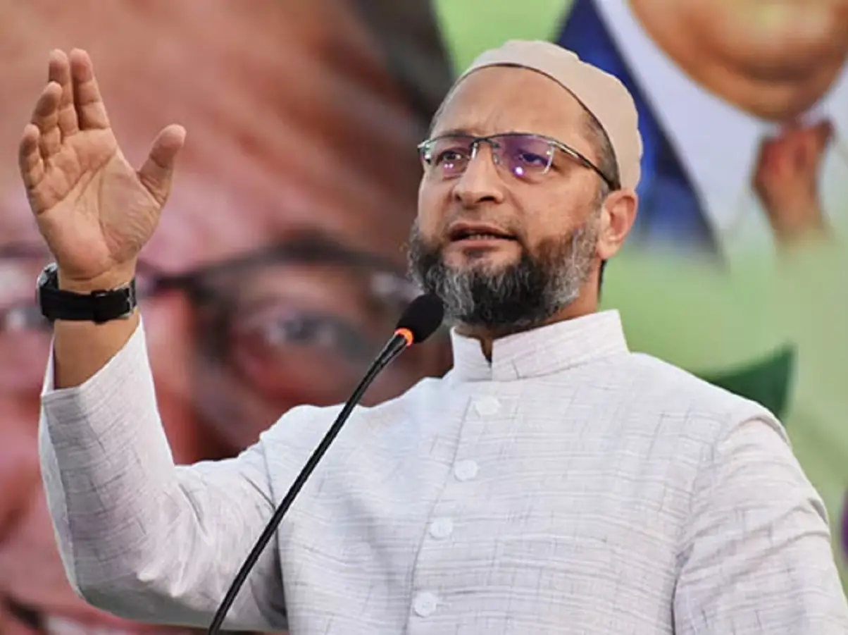 Owaisi shares dream of hijab-clad PM; BJP says, ‘Don’t try to become local Mamdani’ Owaisi shares dream of hijab-clad PM; BJP says, ‘Don’t try to become local Mamdani’