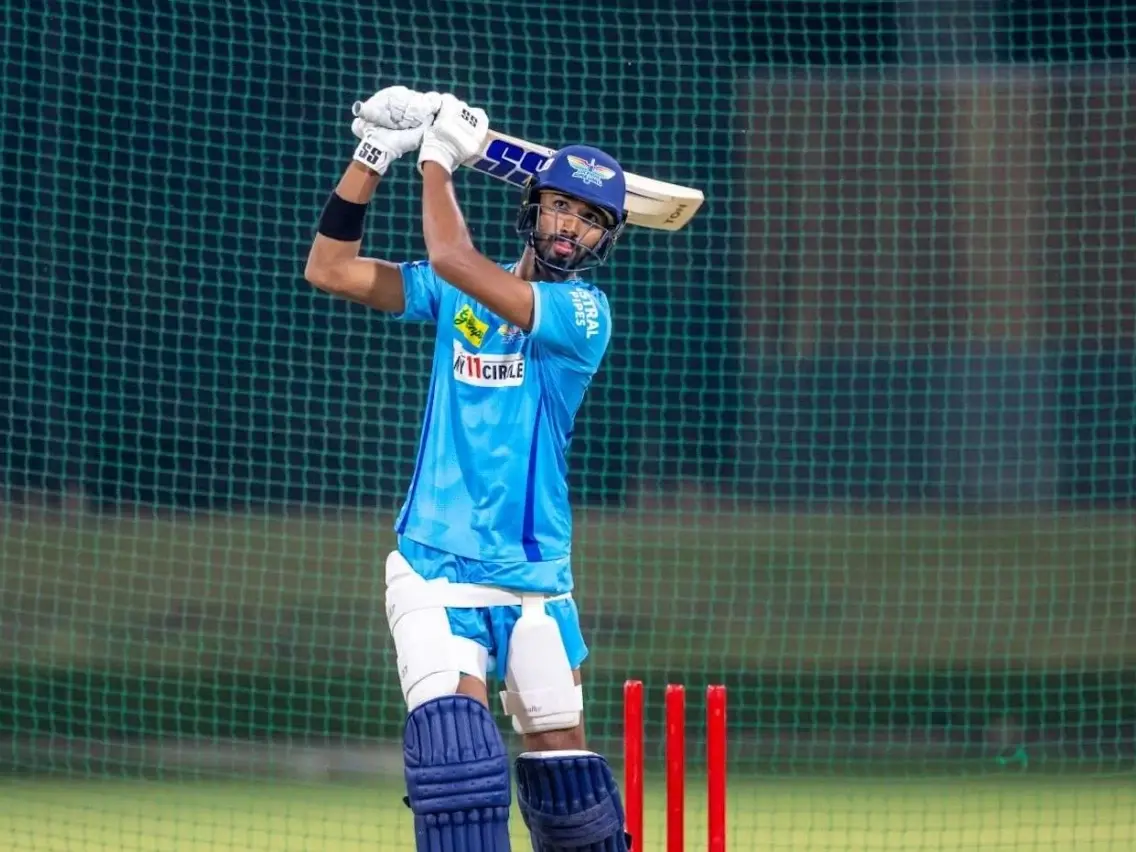 Vijay Hazare Trophy: Rain denies record hundred for Padikkal but Karnataka and Saurashtra make it to semis Vijay Hazare Trophy: Rain denies record hundred for Padikkal but Karnataka and Saurashtra make it to semis