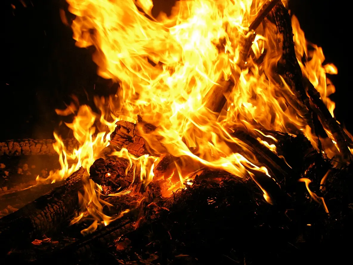 Lohri 2026: 7 lesser-known rituals and customs behind the bonfire celebrations Lohri 2026: 7 lesser-known rituals and customs behind the bonfire celebrations