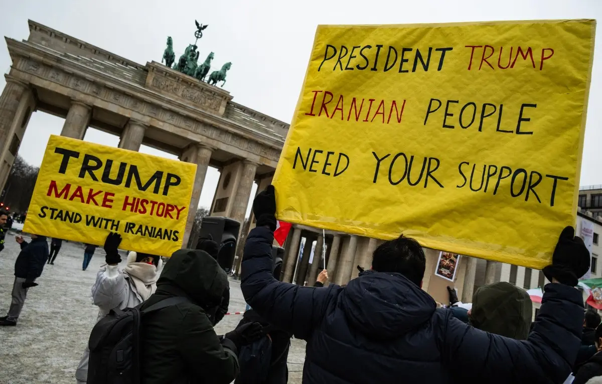 'Trump make history, stand with Iranians': Protesters ask US president to intervene
