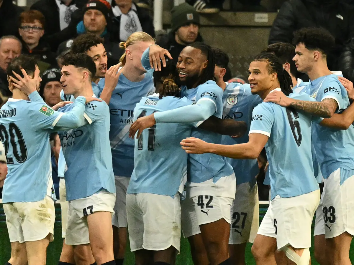 Antoine Semenyo an instant hit as Man City close on League Cup final