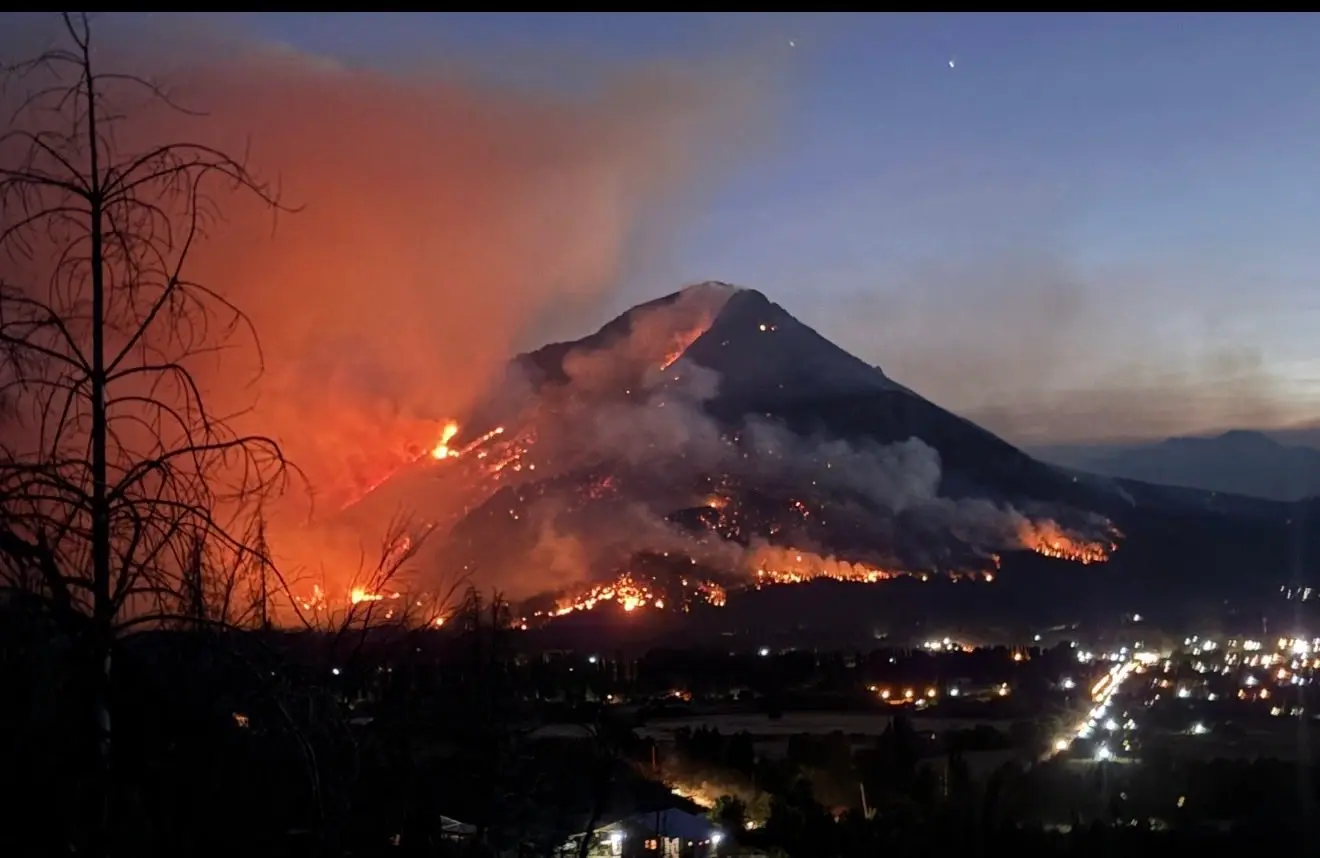 Argentina's opposition leaders claim Israeli tourist link to Patagonia wildfires