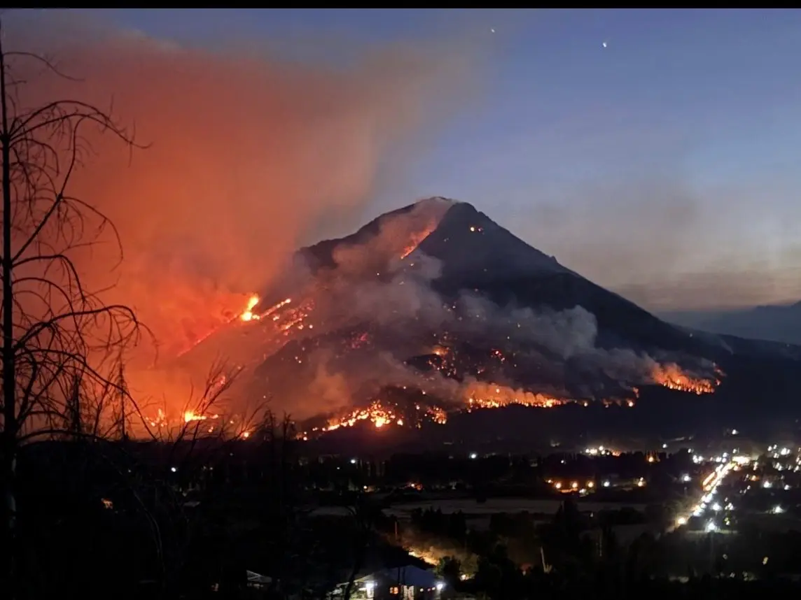 Argentina's opposition leaders claim Israeli tourist link to Patagonia wildfires Argentina's opposition leaders claim Israeli tourist link to Patagonia wildfires