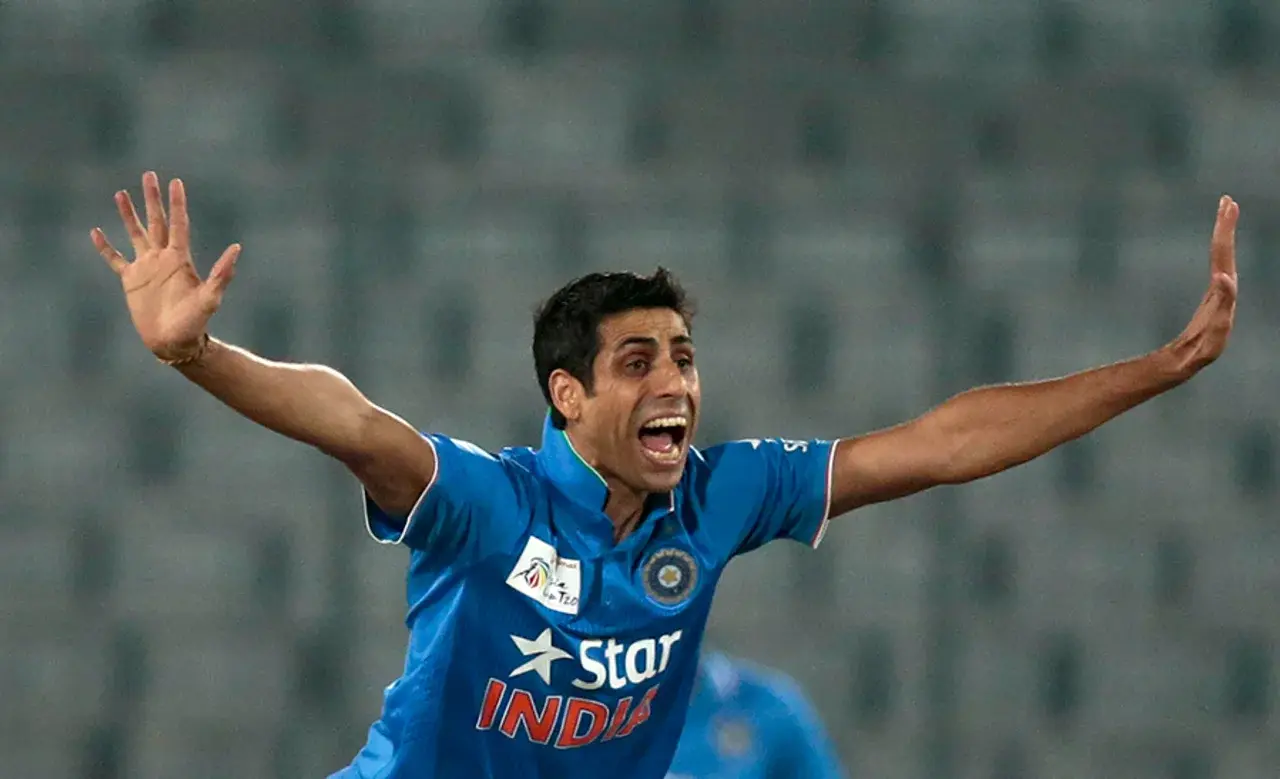 Ashish Nehra in 2016 T20 WC (6 wickets)