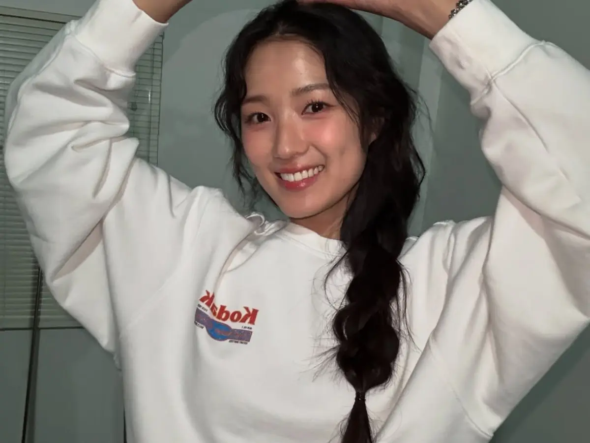 Lovely Runner actress Kim Hye Yoon faced mistreatment on sets? Here's what we know Lovely Runner actress Kim Hye Yoon faced mistreatment on sets? Here's what we know