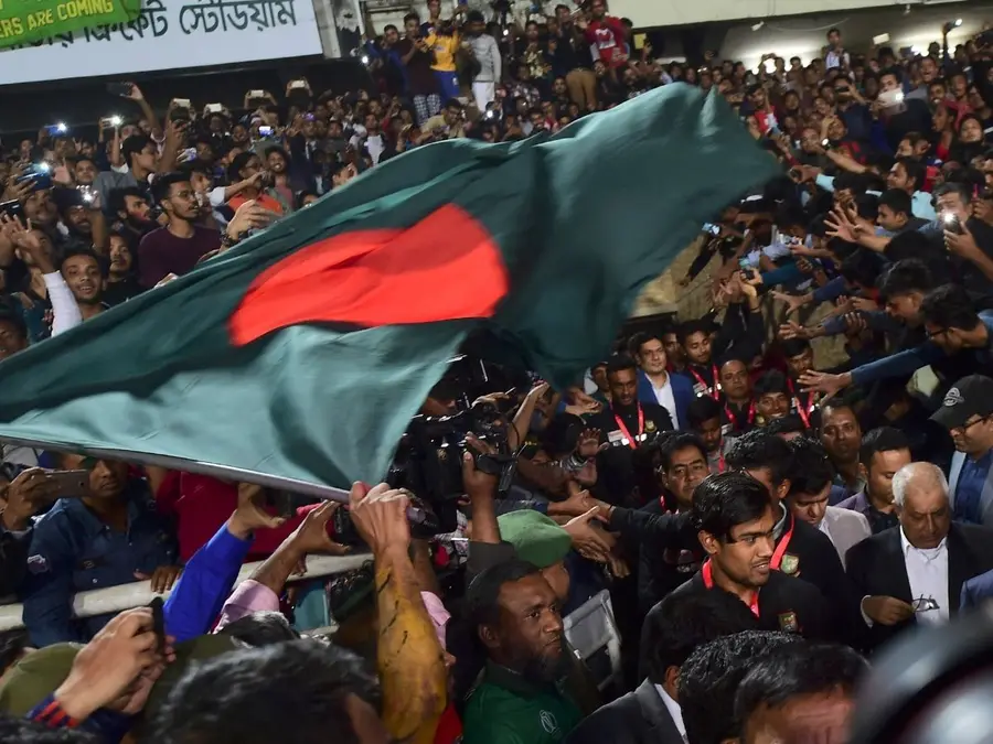 BCB sacks director Nazmul Islam after Bangladesh players boycott BPL match