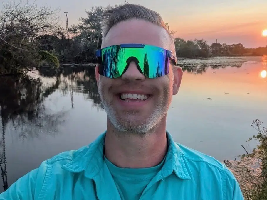 $350,000 raised for Ford worker suspended after Trump heckling $350,000 raised for Ford worker suspended after Trump heckling