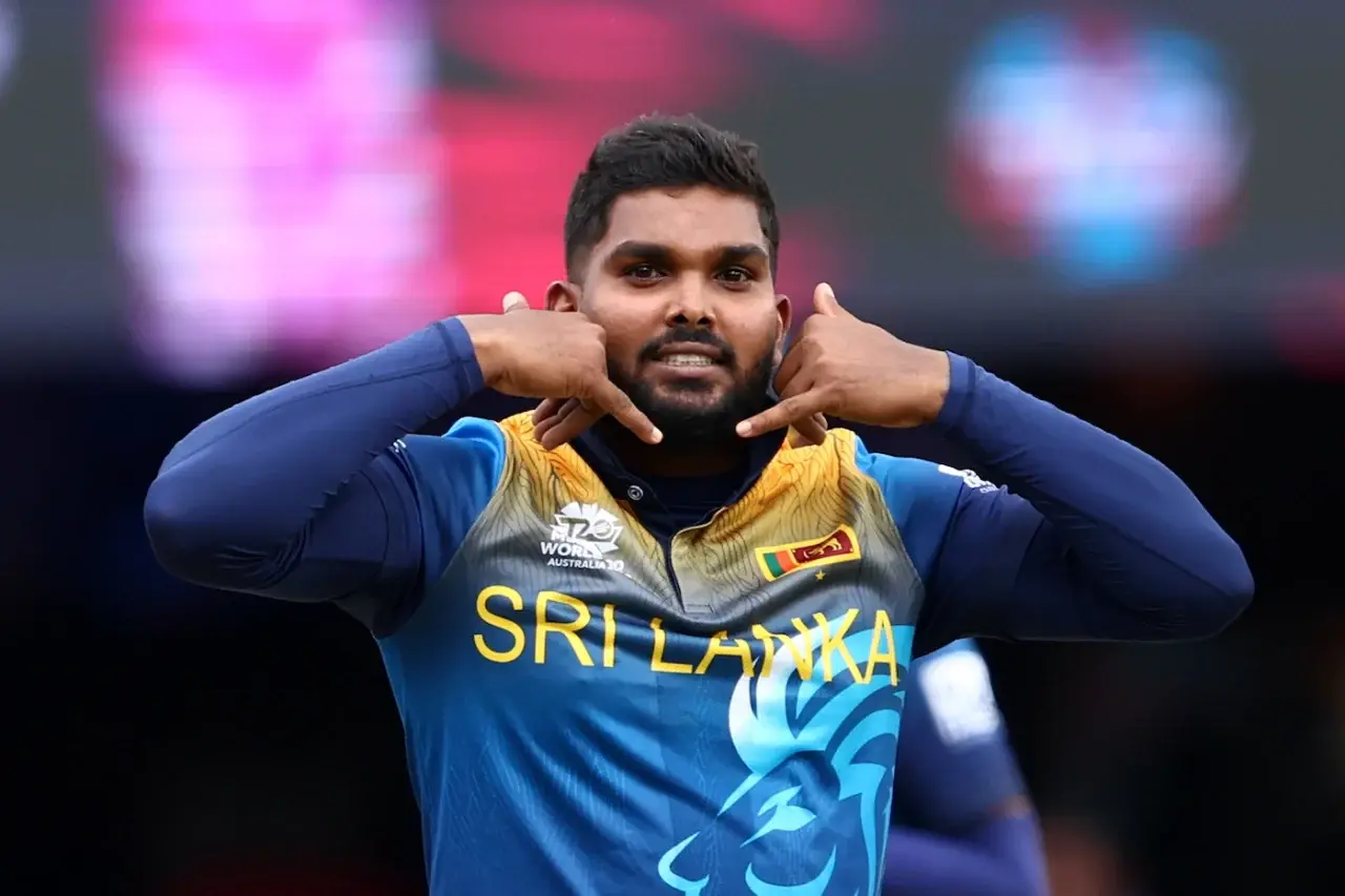Wanindu Hasaranga (SL) in 2022 – 15 wickets in 8 matches