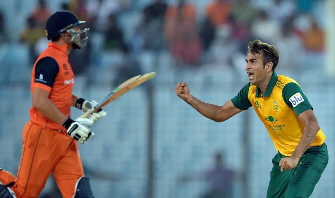 Imran Tahir (SA) in 2014 – 12 wickets in 5 matches