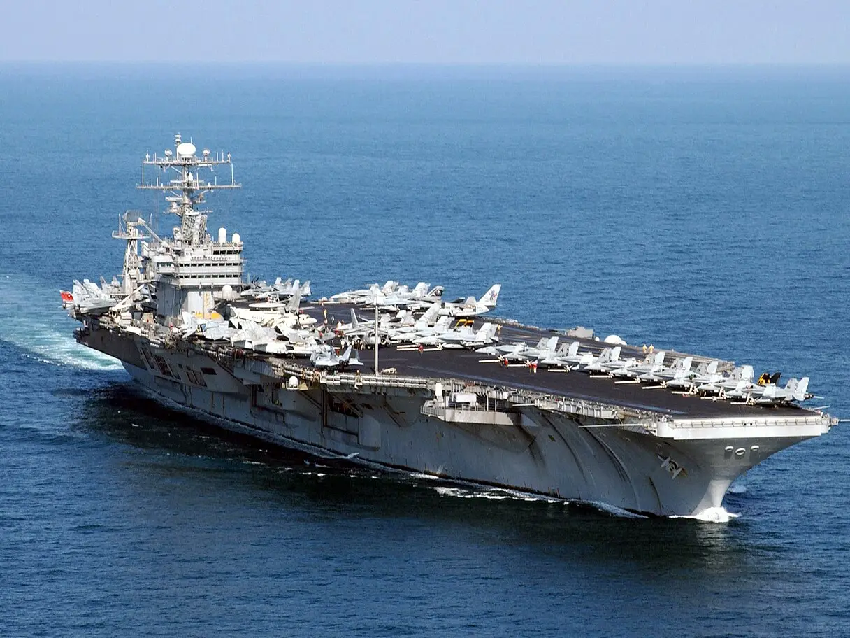 Signal suppression possible? How the USS Abraham Lincoln could blind Iranian air defences before missiles are launched