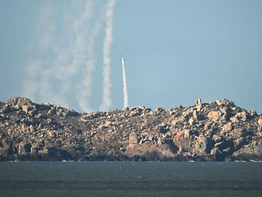 China-Taiwan tensions rise: 9 Chinese PLA aircraft and PLAN vessels detected near Taiwanese territory China-Taiwan tensions rise: 9 Chinese PLA aircraft and PLAN vessels detected near Taiwanese territory