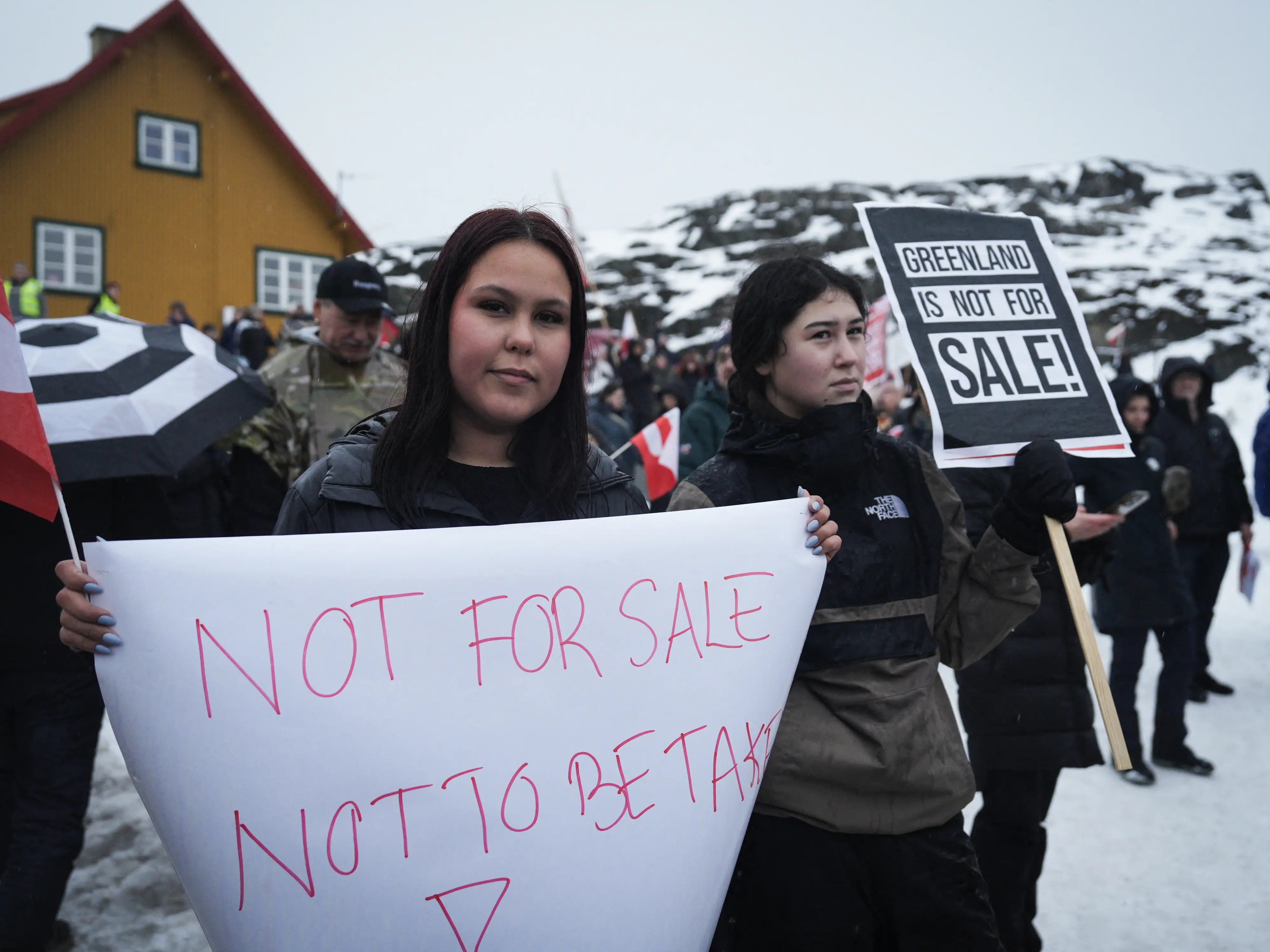 European Union calls emergency meeting after Trump threatens tariffs over Greenland European Union calls emergency meeting after Trump threatens tariffs over Greenland