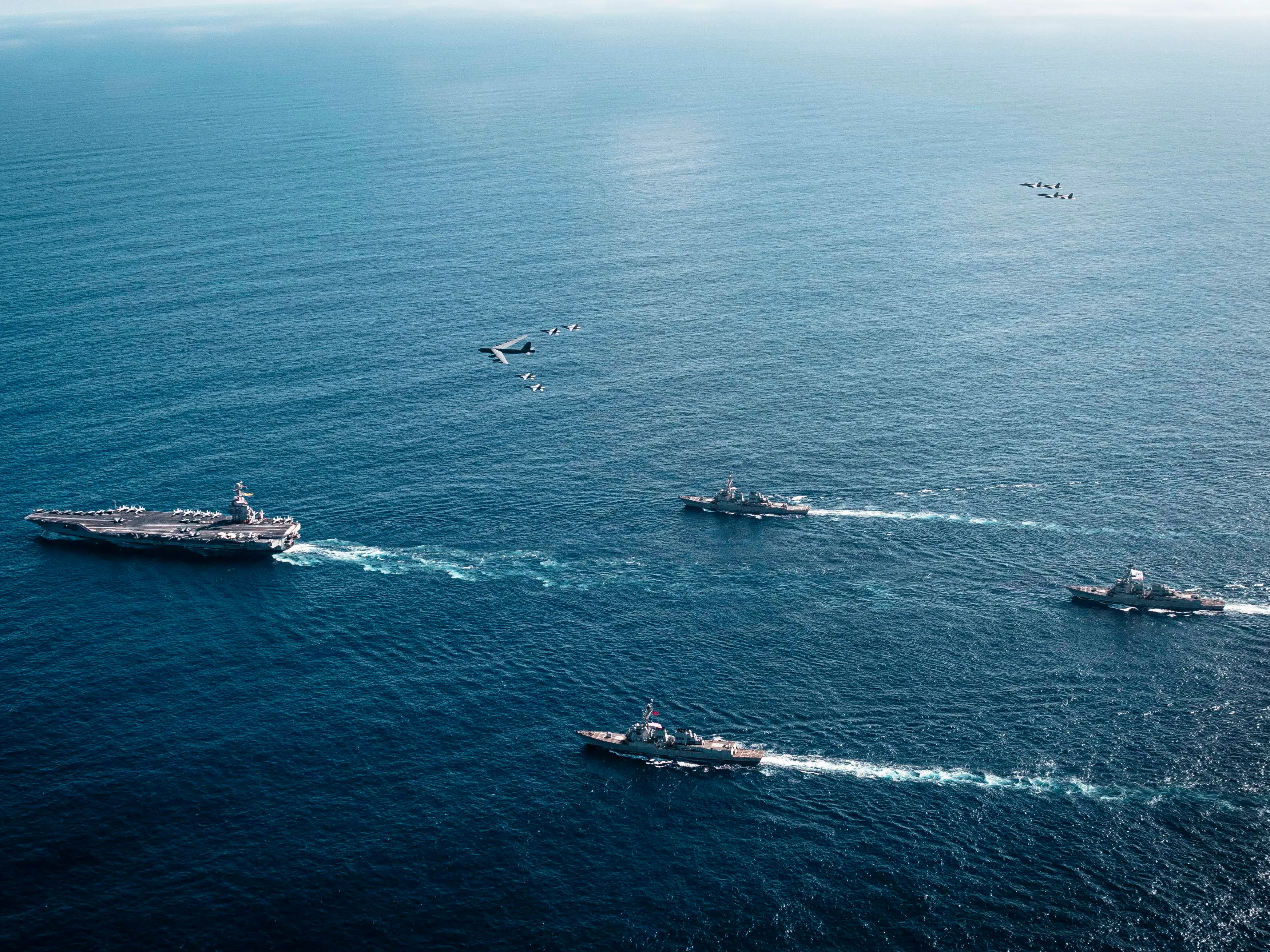 'Refueling the fleet': How the US Navy refuels destroyers around the USS Abraham Lincoln