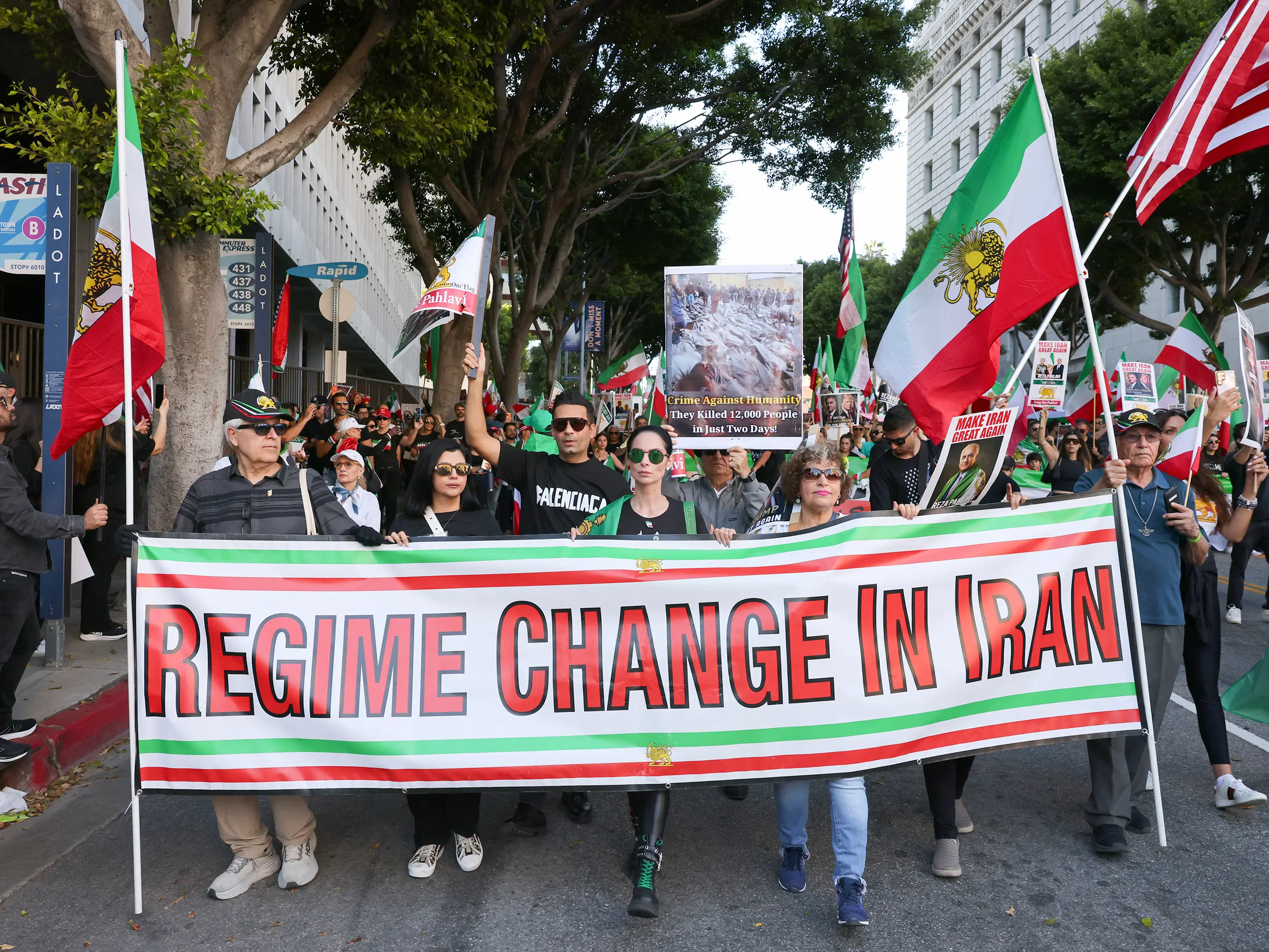 ‘Regime change in Iran’: Thousands protest against Iranian leadership in Los Angeles, New York – PICS