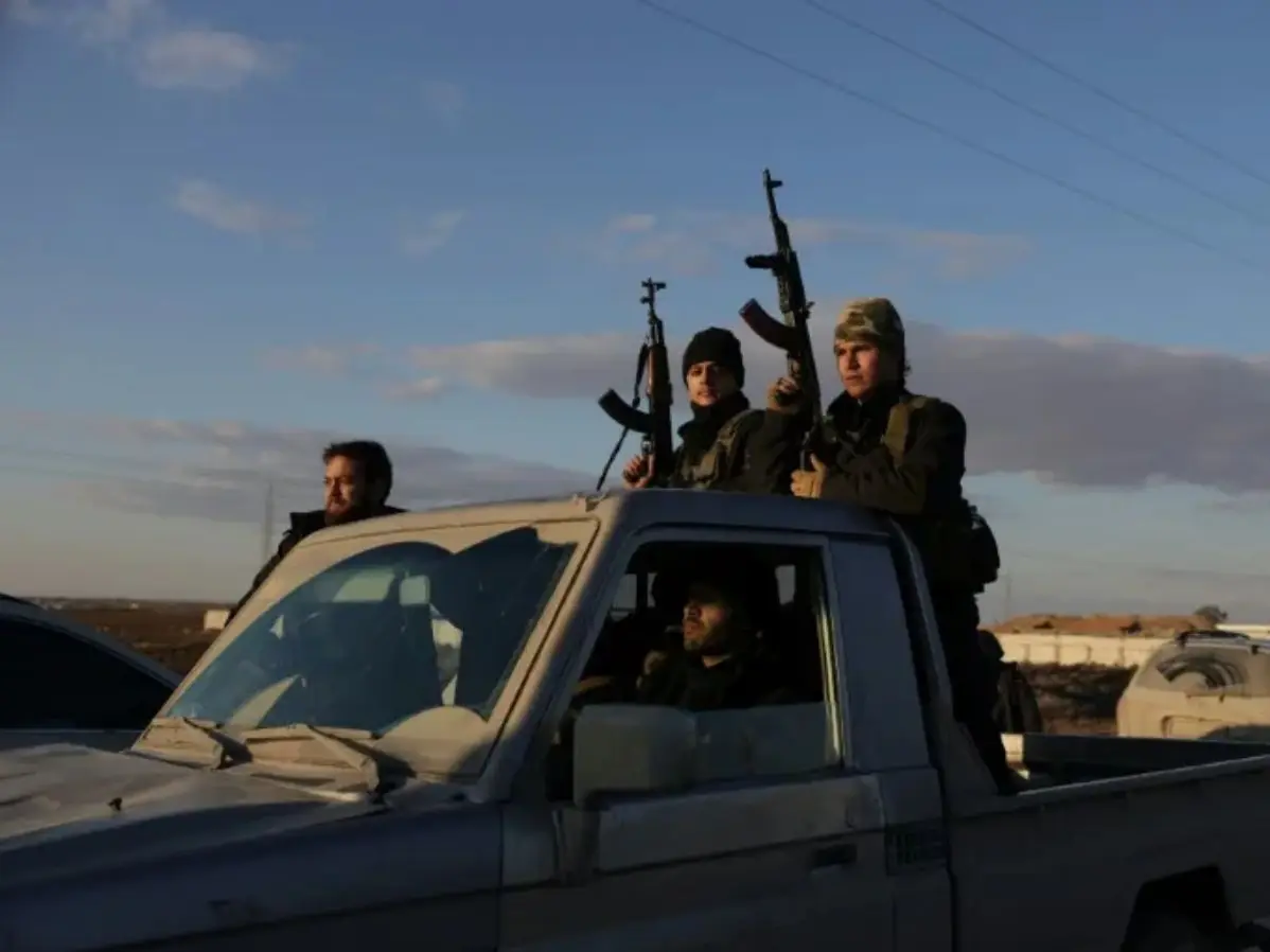 About 1,500 Islamic State prisoners escape amid clashes between Syrian army and SDF About 1,500 Islamic State prisoners escape amid clashes between Syrian army and SDF