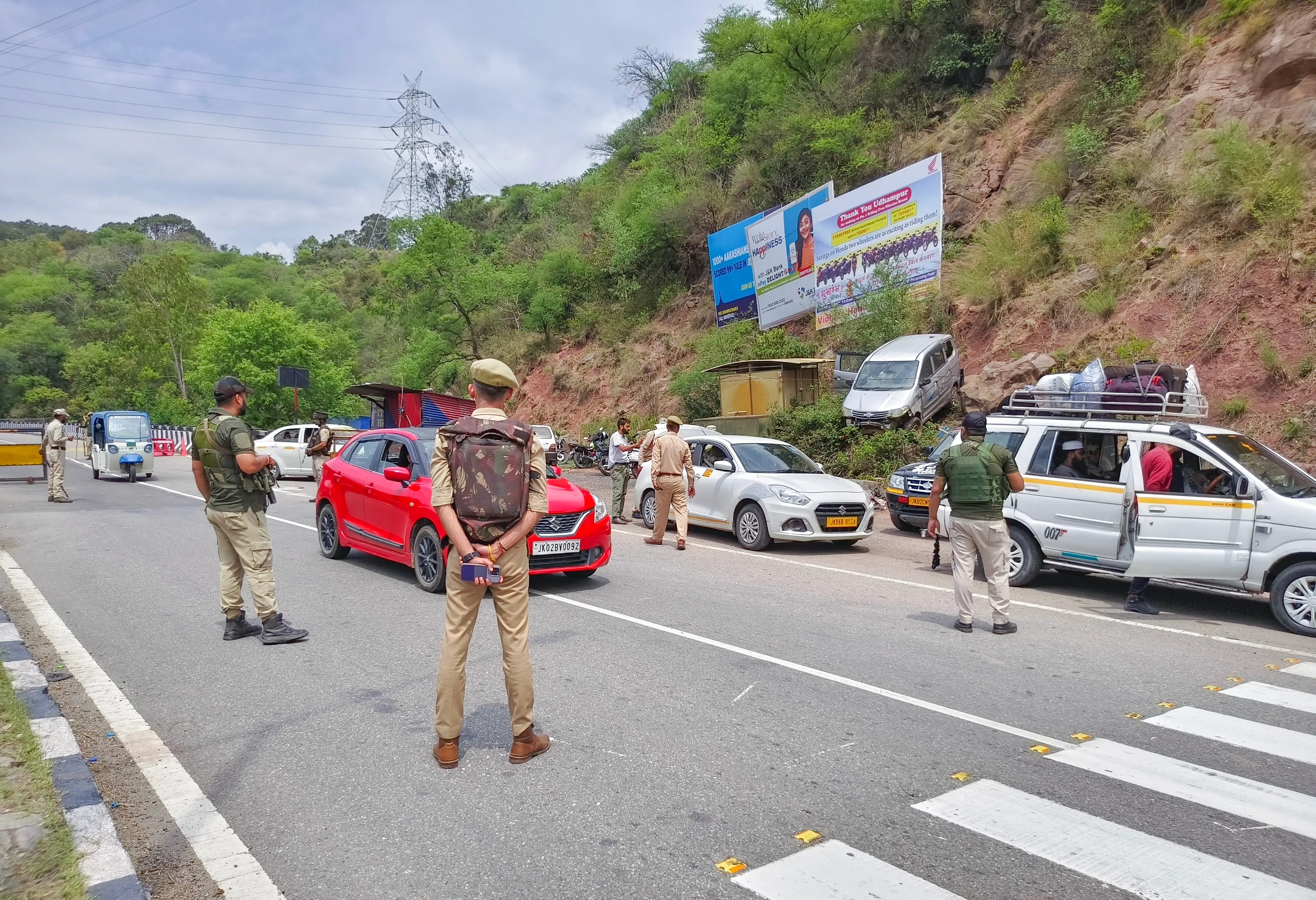 Security forces avert major tragedy with timely detection of suspected IED