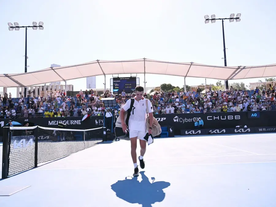 Shock day for top players: Two top-30 seed players out in R1 of Australian Open 2026
