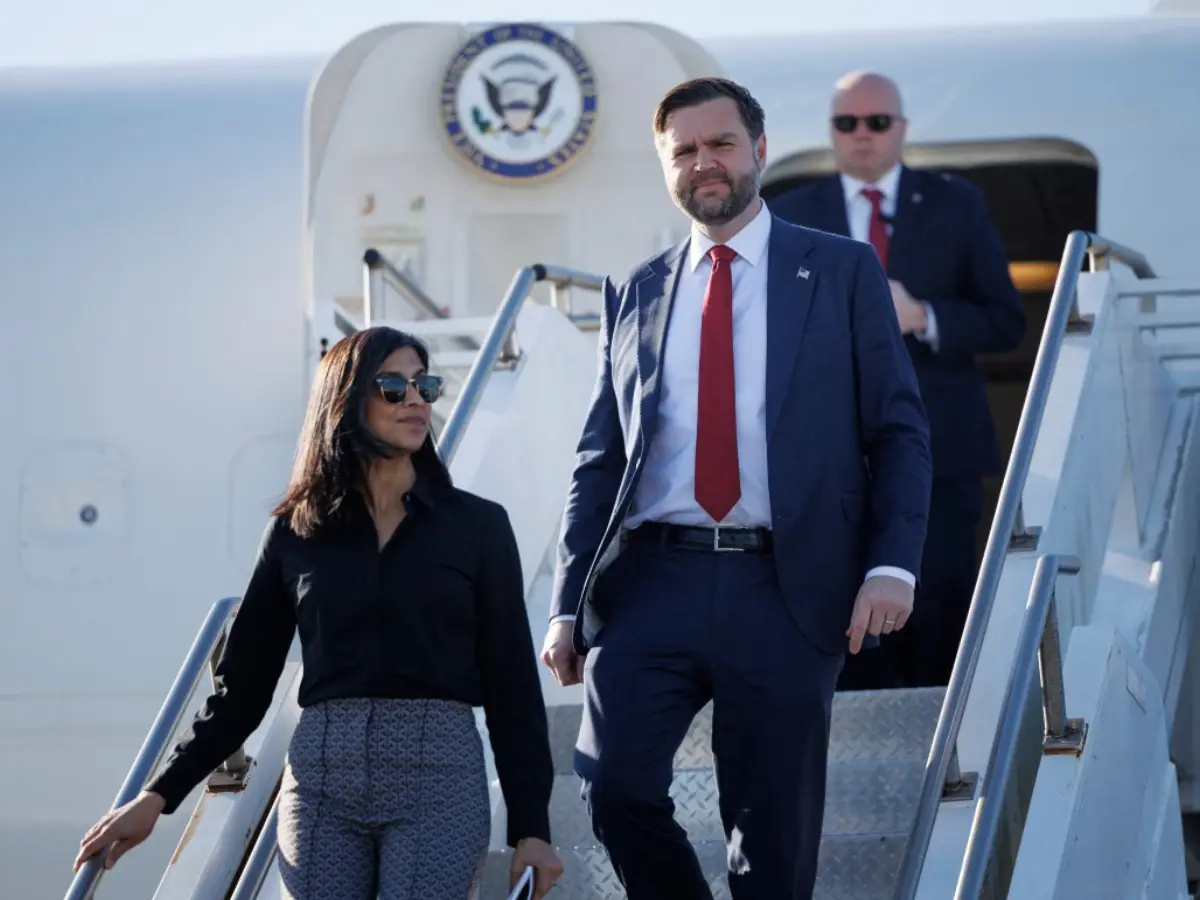 Usha Vance ist mit ihrem vierten Kind schwanger und widerlegt damit ...