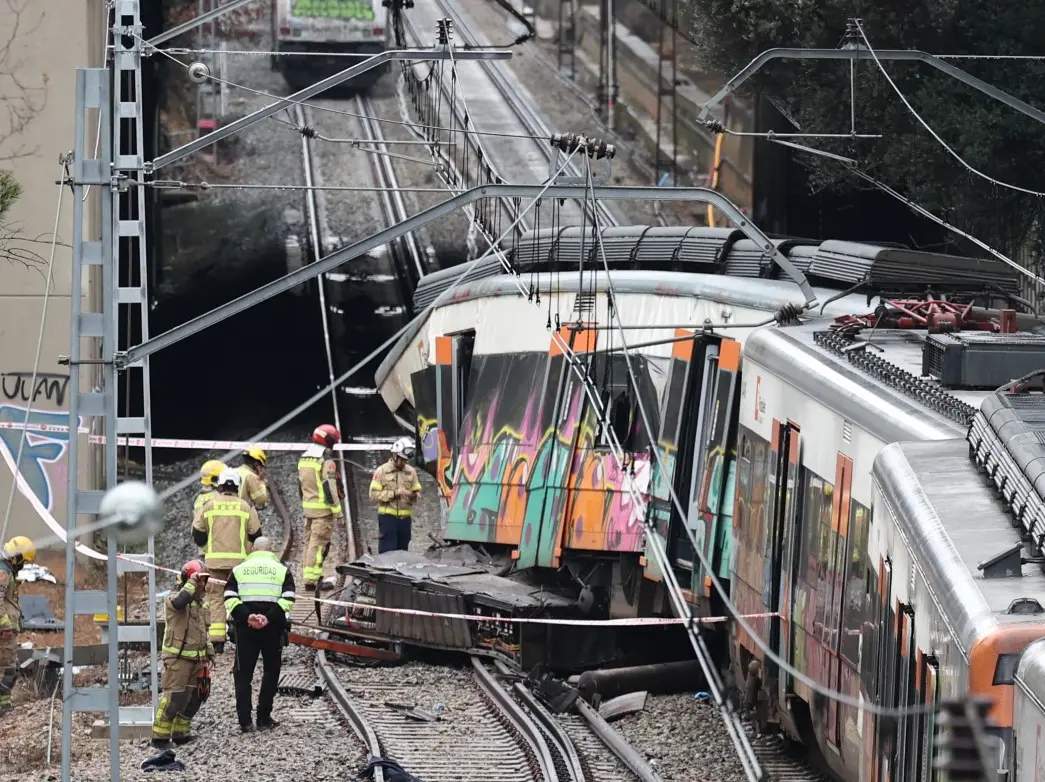 Miracle survival: 6-year-old escapes deadly Spain train crash that killed her family Miracle survival: 6-year-old escapes deadly Spain train crash that killed her family