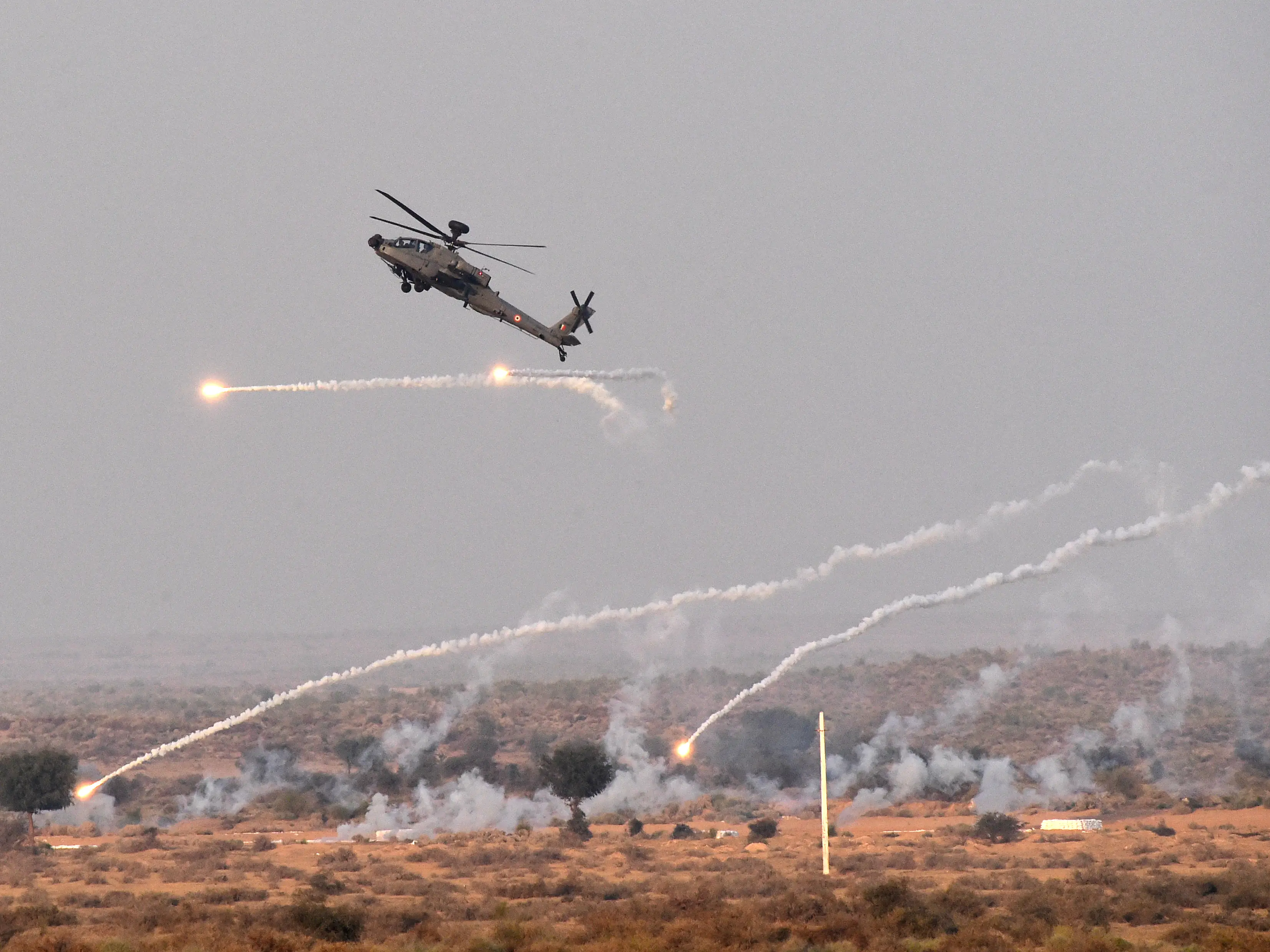 'Eyes in the sky': How Apache helicopter sensors track enemies miles away
