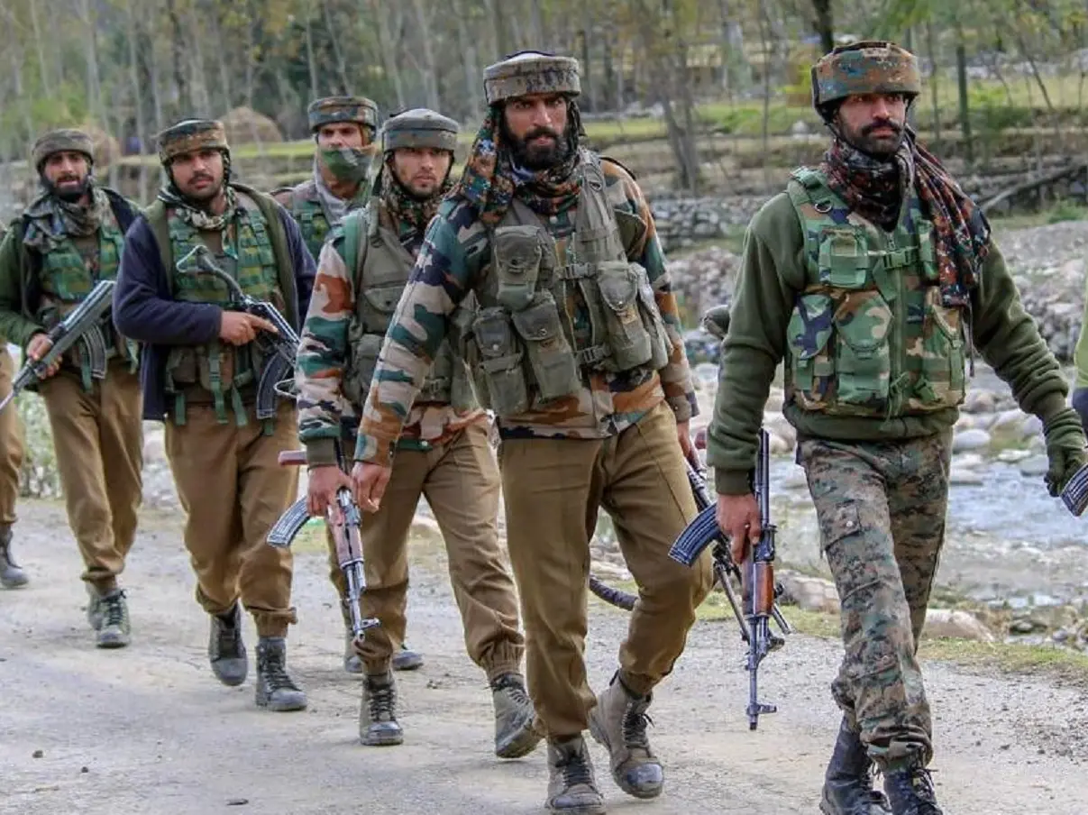 Ten Indian Army soldiers killed as vehicle falls into gorge in Doda, J&K Ten Indian Army soldiers killed as vehicle falls into gorge in Doda, J&K